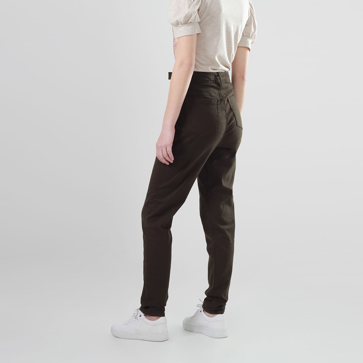 PANTALON Para mujer- Verde pantalon 18835- Fuera de Serie - Compra Online -  Fuera de Serie